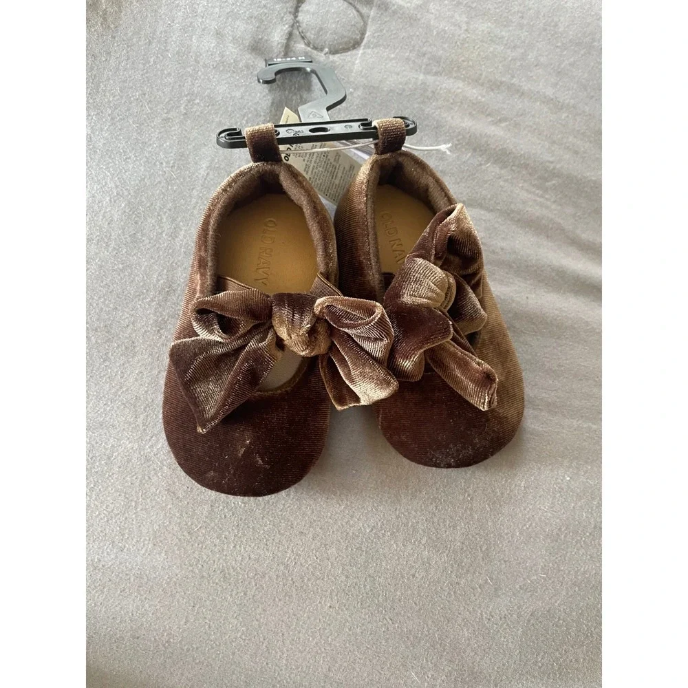 Old Navy Baby Girls Brown Velvet Bow Ballet Flats Shoes 18-24M NWT 837992-00-1